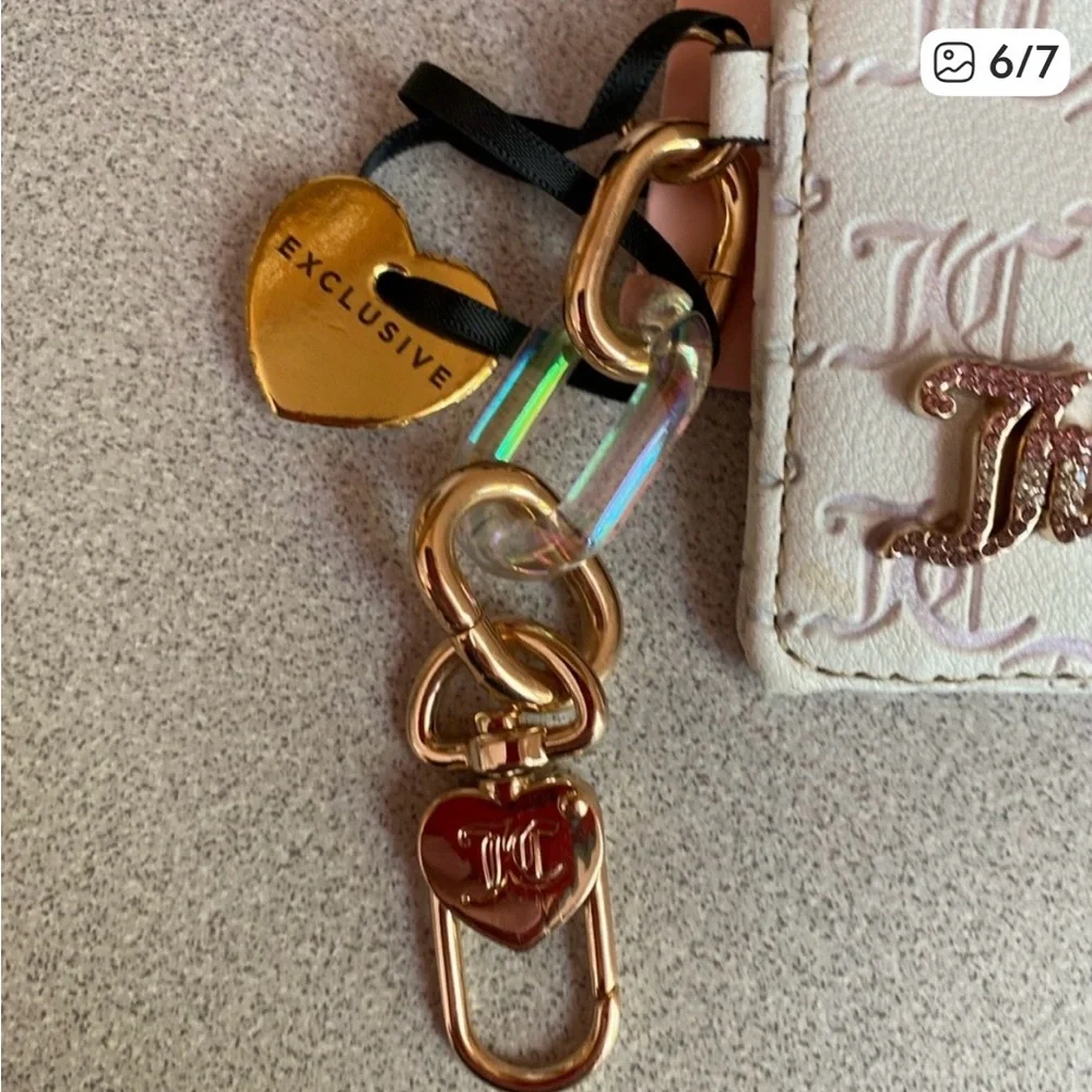 Juicy Couture Multicolor and‎ Gold Key Holder